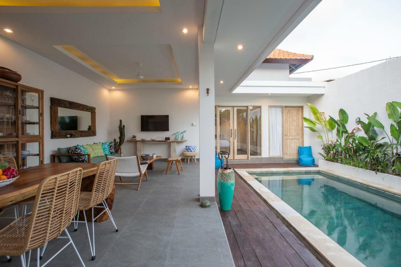 Villa Arif Seminyak Buitenkant foto