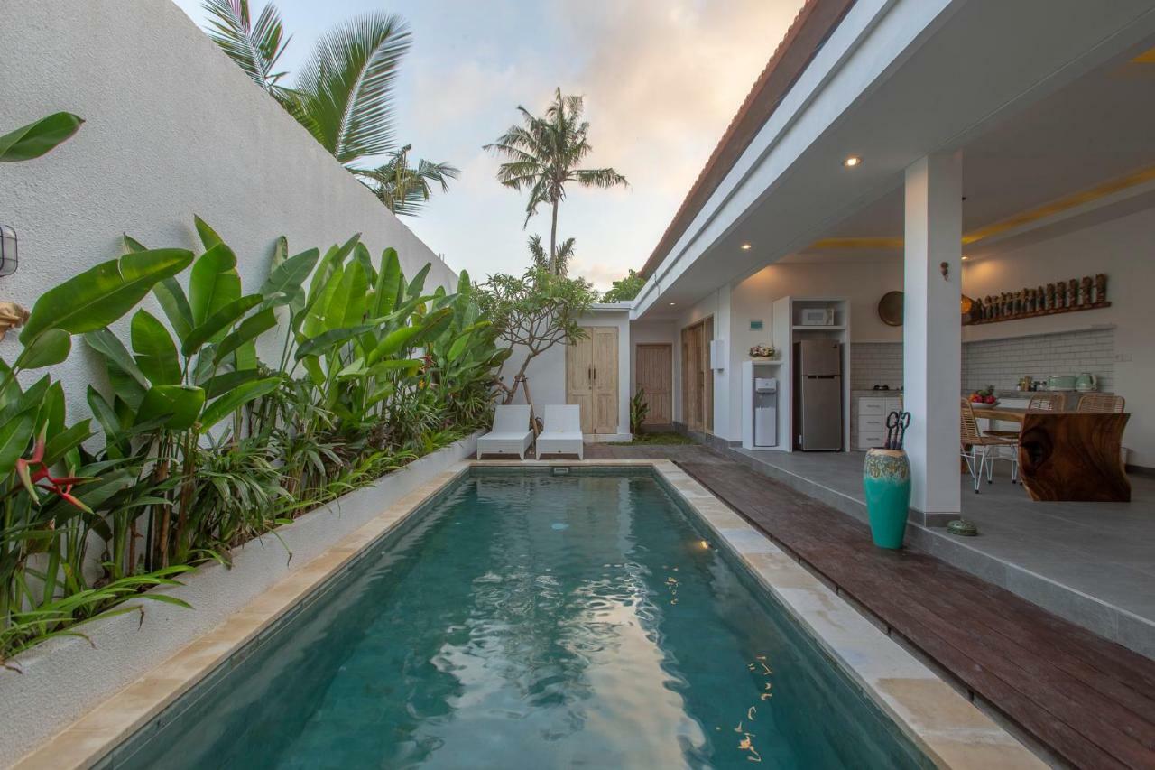 Villa Arif Seminyak Buitenkant foto